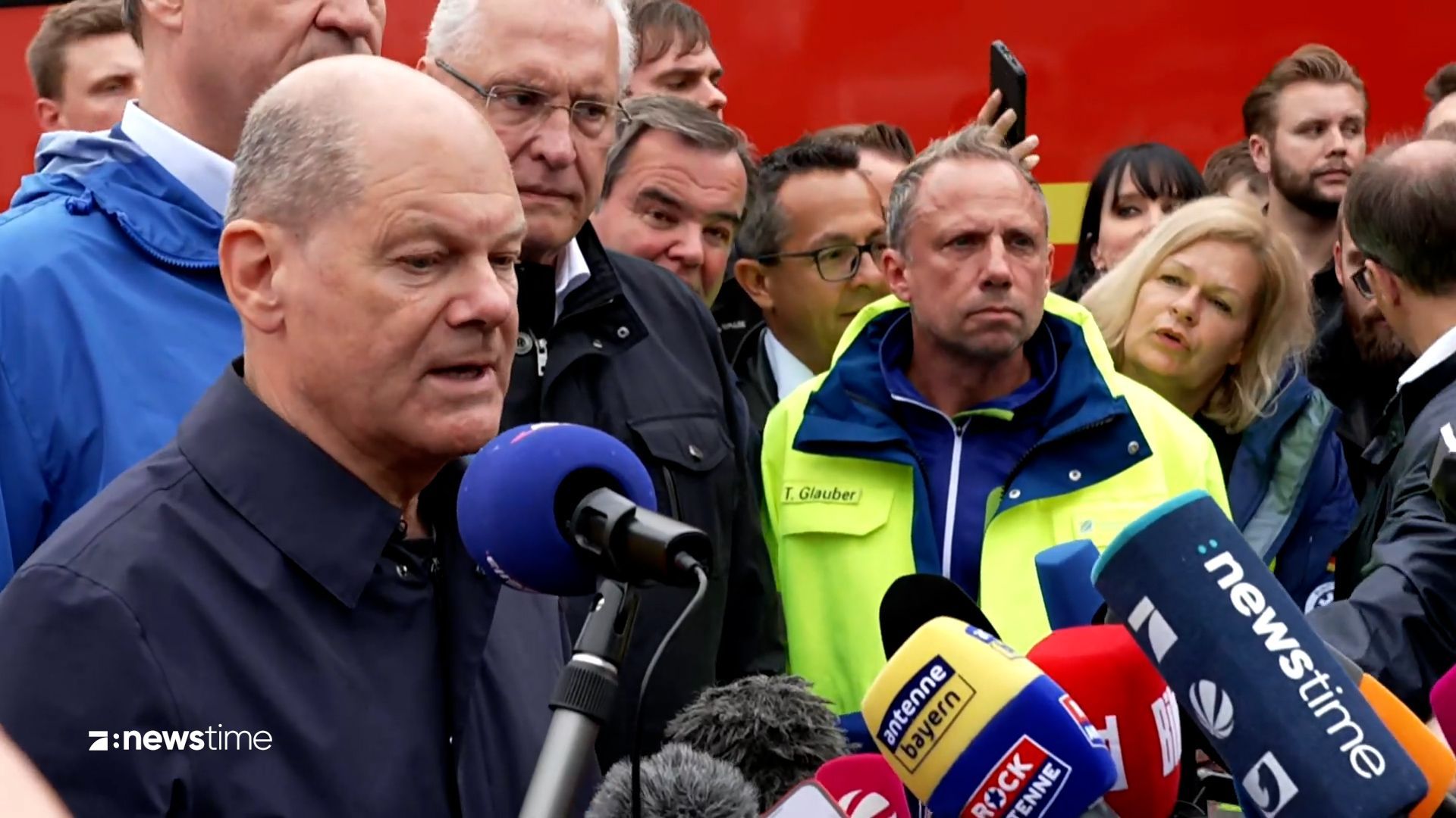 Olaf Scholz Verspricht Weitere Hilfe F R Hochwassergebiete In Bayern