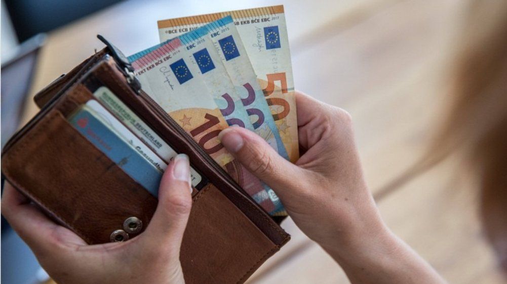 Mindestlohn, Bürgergeld und Co.: Hier gibt es 2024 mehr Geld