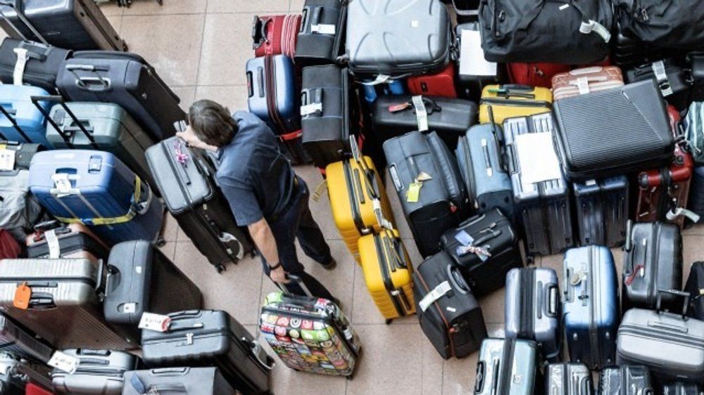 Wegen Störung: Koffer stauen sich am Hamburger Flughafen