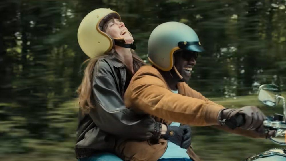 "French Lover": Offizieller Trailer zur neuen Komödie mit Omar Sy