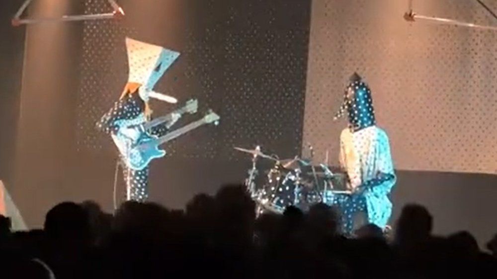 Video: Gepunktete "Außerirdische" erobern die Musikszene