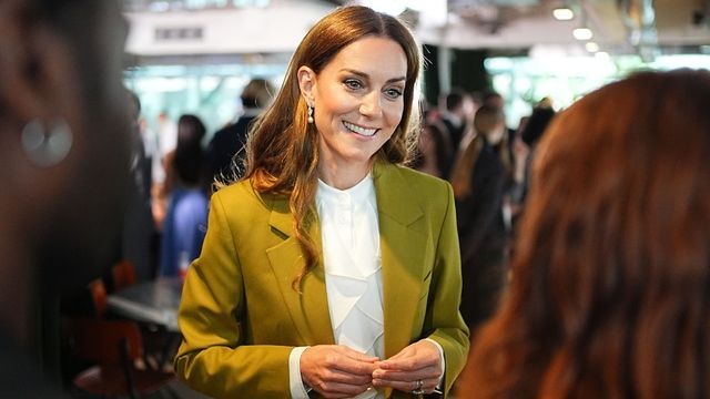 Look ihrer Freundin: Kate trägt Hosenanzug von Victoria Beckham