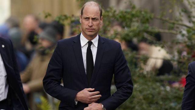Andrew aus Royal Family verbannt? Prinz Williams heftiger Plan