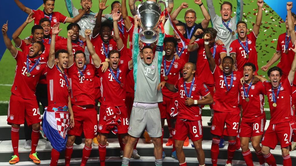 FC Bayern gewinnt Champions League und feiert zweites Triple