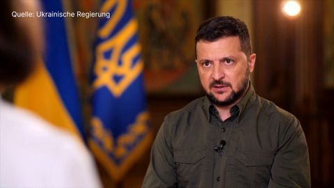 Selenskyj insinúa una posible solución política en torno a Crimea