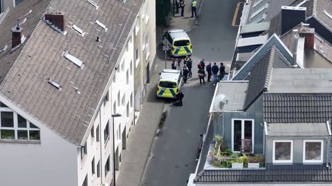 Köln: Frau mit Messer von Polizei angeschossen