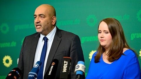 Nach Wahlniederlagen: Grünen-Vorstand tritt zurück