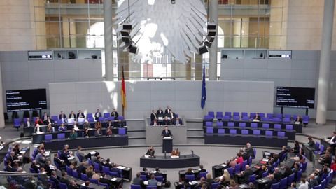 Blick in den Plenarsaal des Bundestags