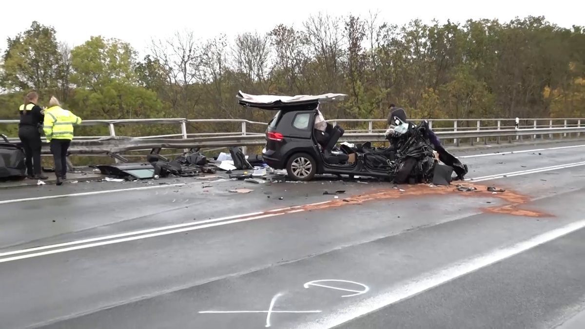 Auto stürzt nach Unfall in Mittellandkanal – drei Tote