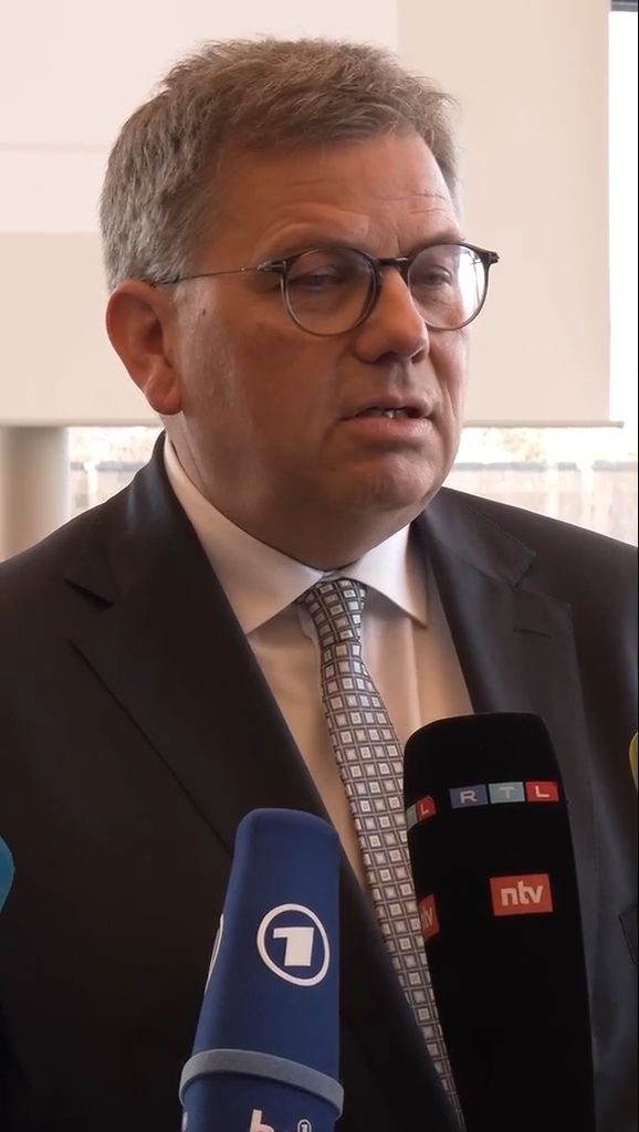 Video: AfD-Jugend in Gießen - OB ruft zu Gewaltfreiheit auf