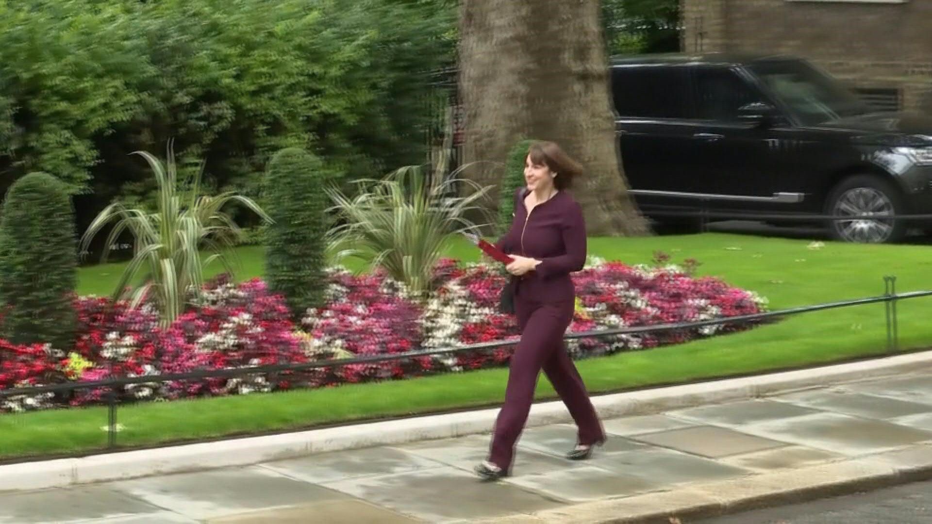 New ministers arrive at Downing Street for cabinet meeting