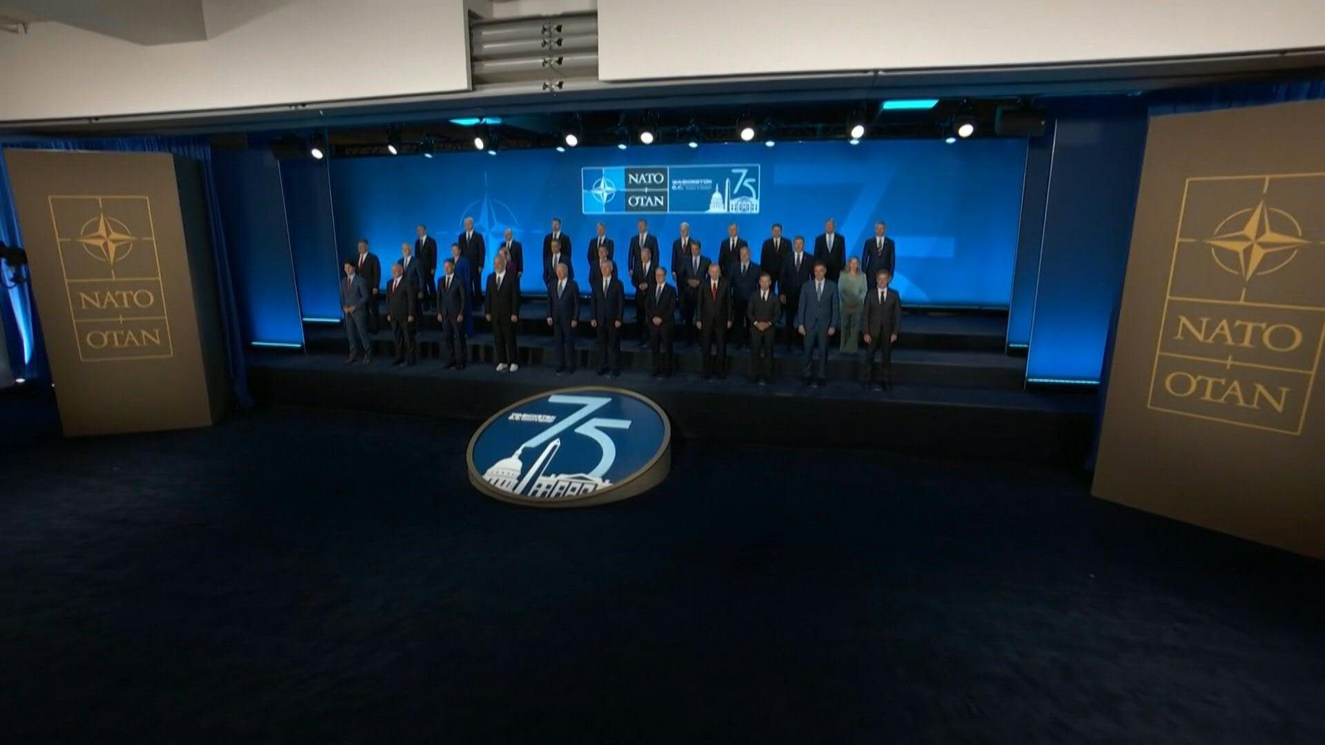 World leaders gather at NATO Summit for family photo
