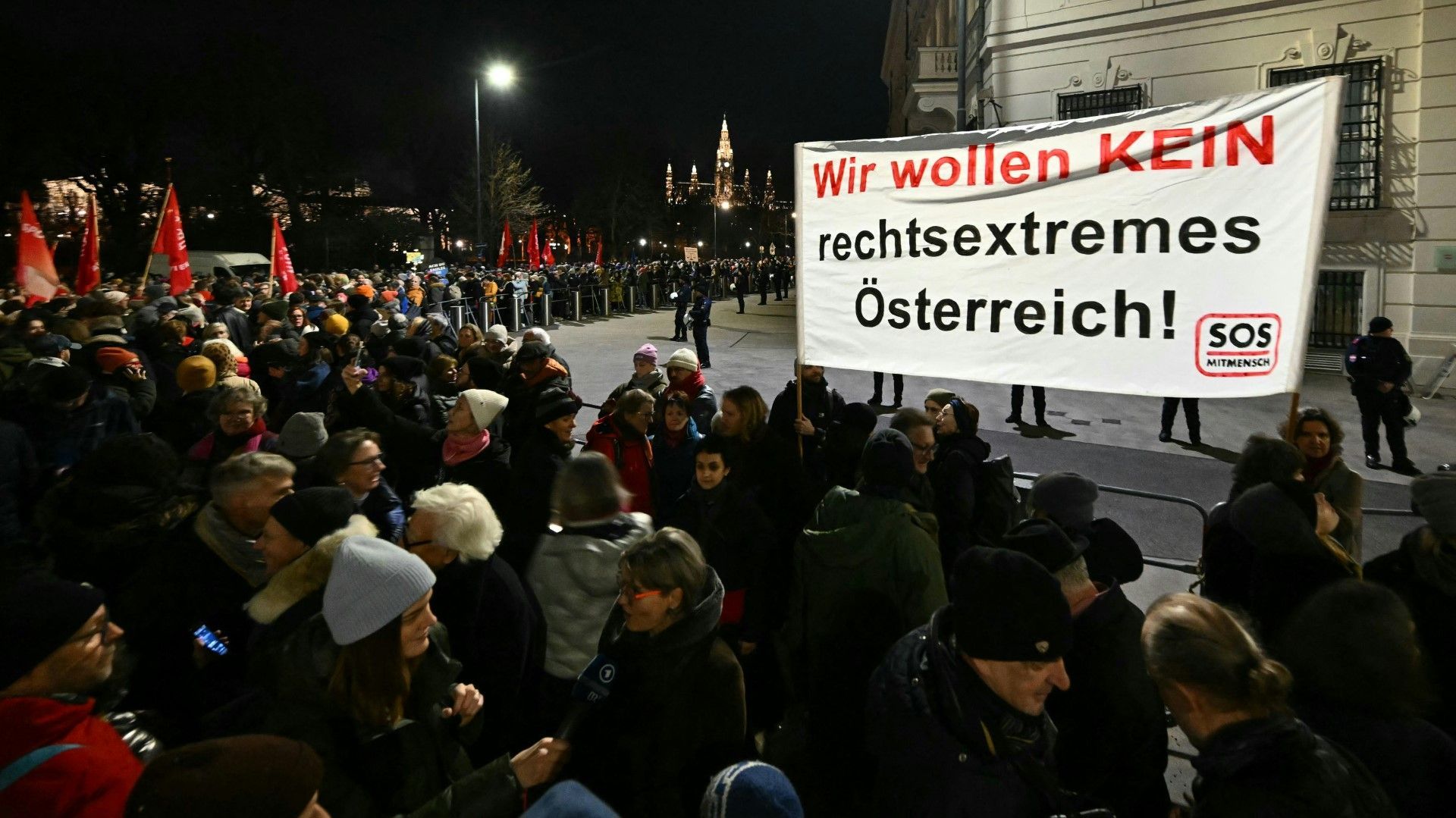 Österreich: Großdemo gegen mögliche FPÖ-geführte Regierung
