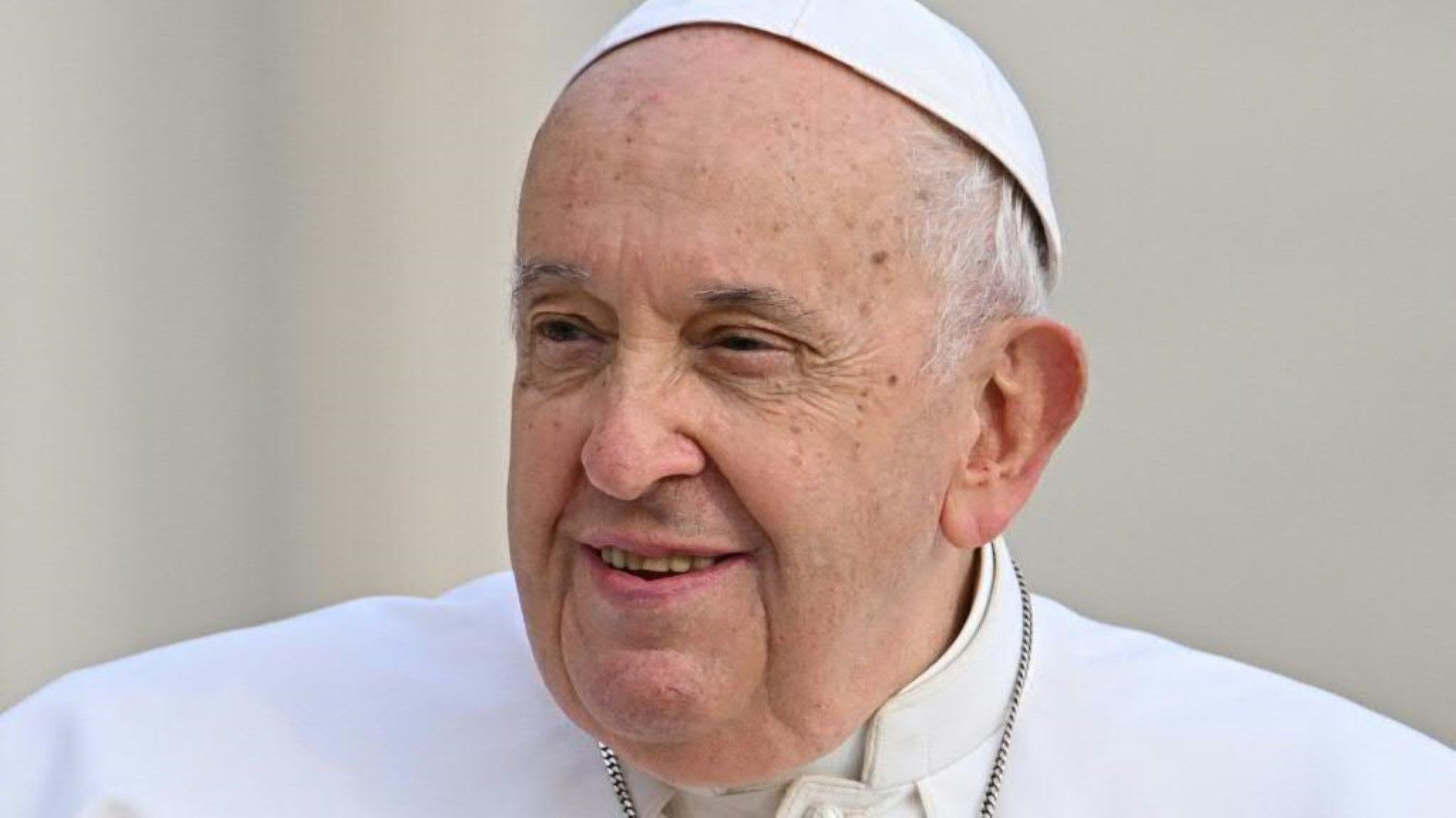 Franziskus: Der bescheidene Papst von anderen Ende der Welt
