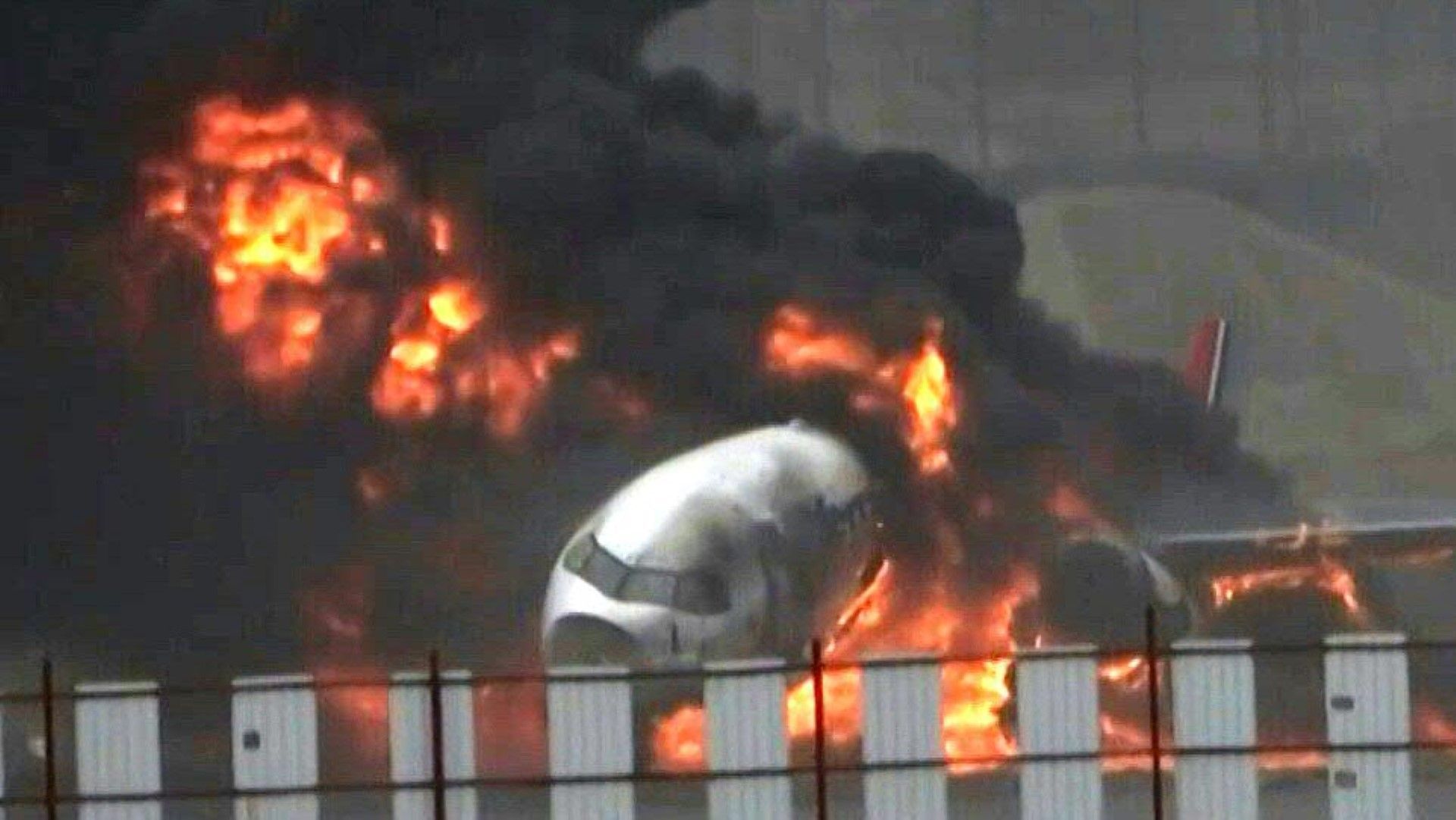 Video: Planes burn amid destruction at Sanaa Airport following Israeli strikes