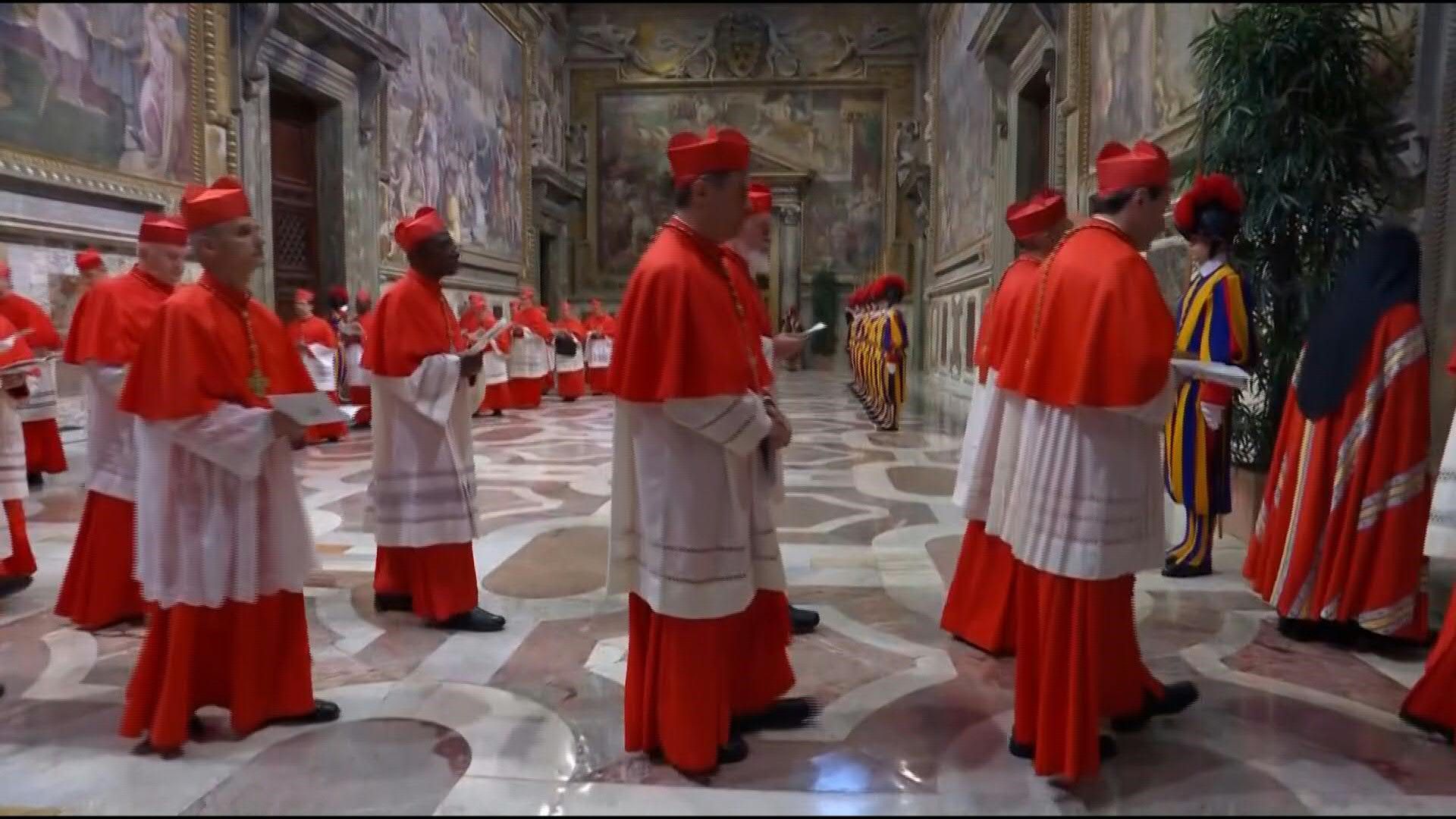 Konklave zur Wahl eines neuen Papstes hat begonnen