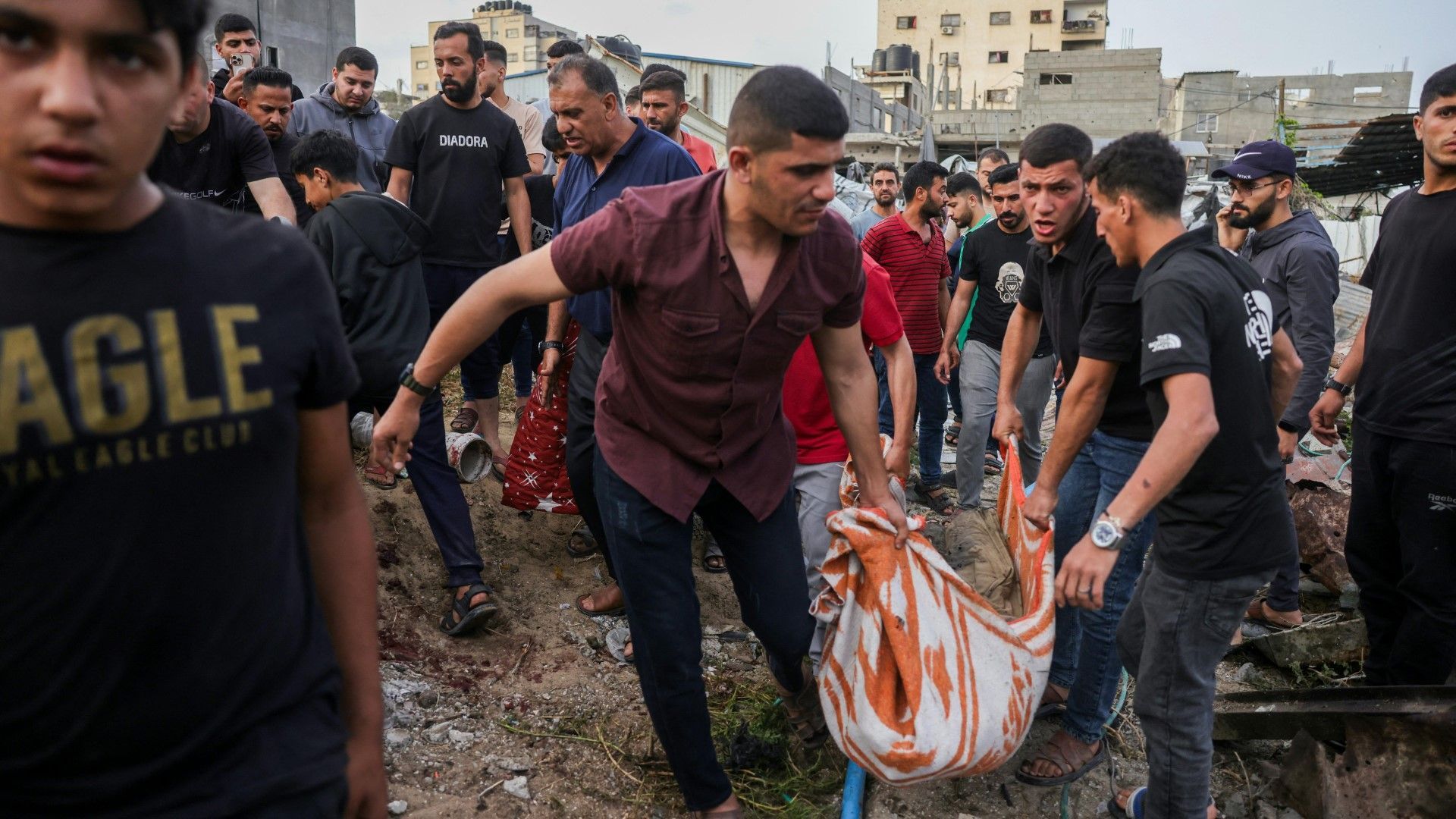 Tote bei Angriffen auf Gazastreifen – Israel will Hilfen wieder zulassen
