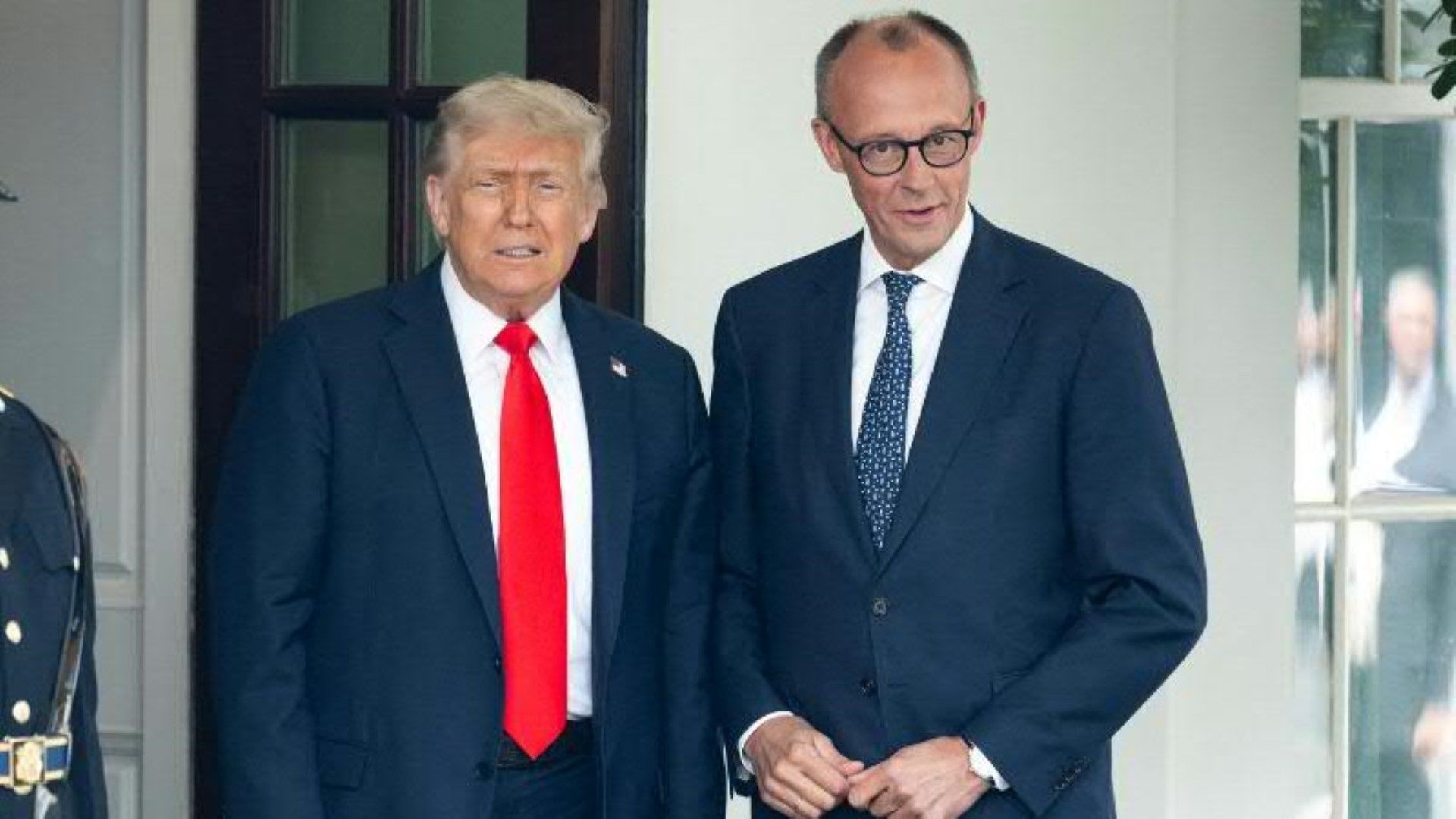 Trump begrüßt Merz im Weißen Haus