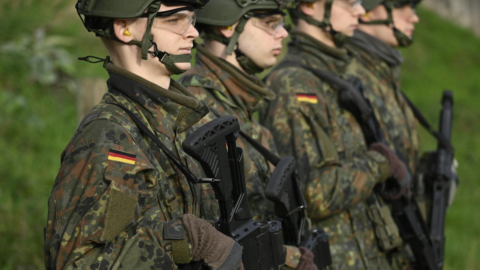 Koalition bei freiwilligem Wehrdienst einig – Musterung wird Pflicht
