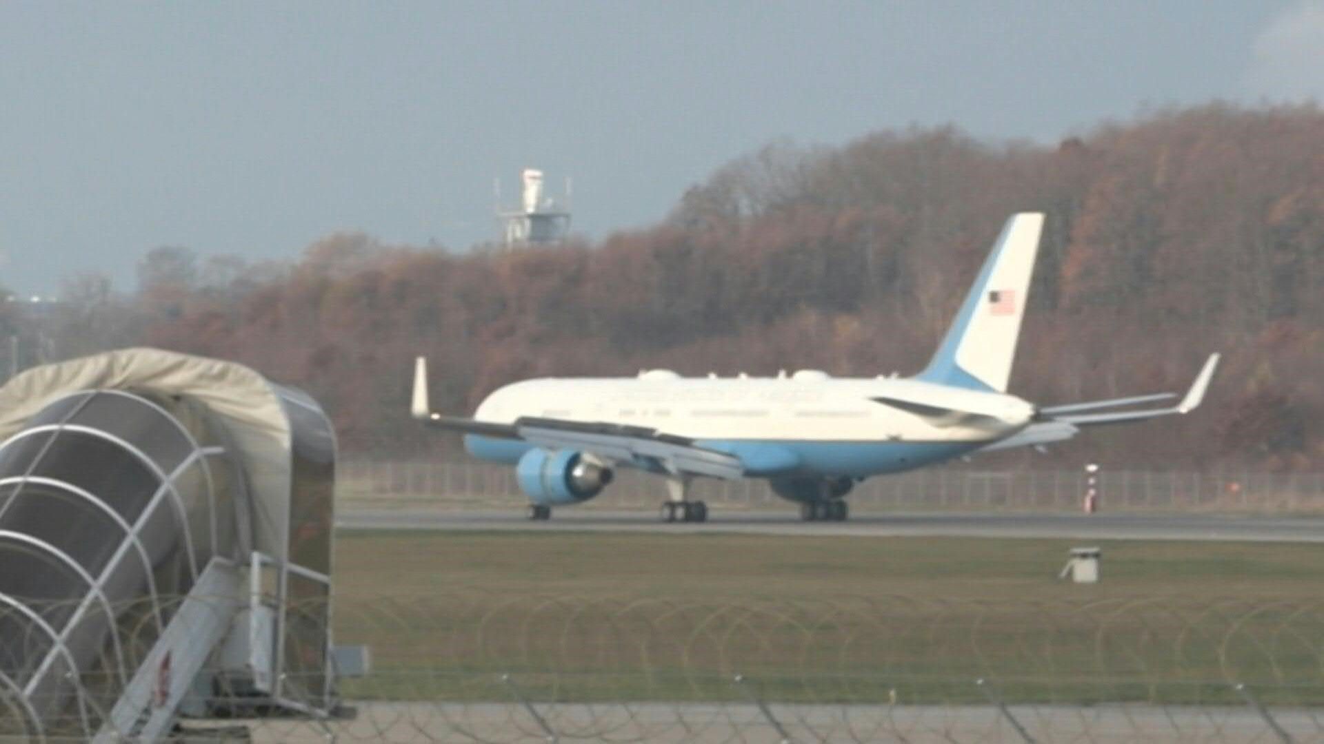 US government plane lands in Geneva as Ukraine and US officials hold talks on Trump's plan
