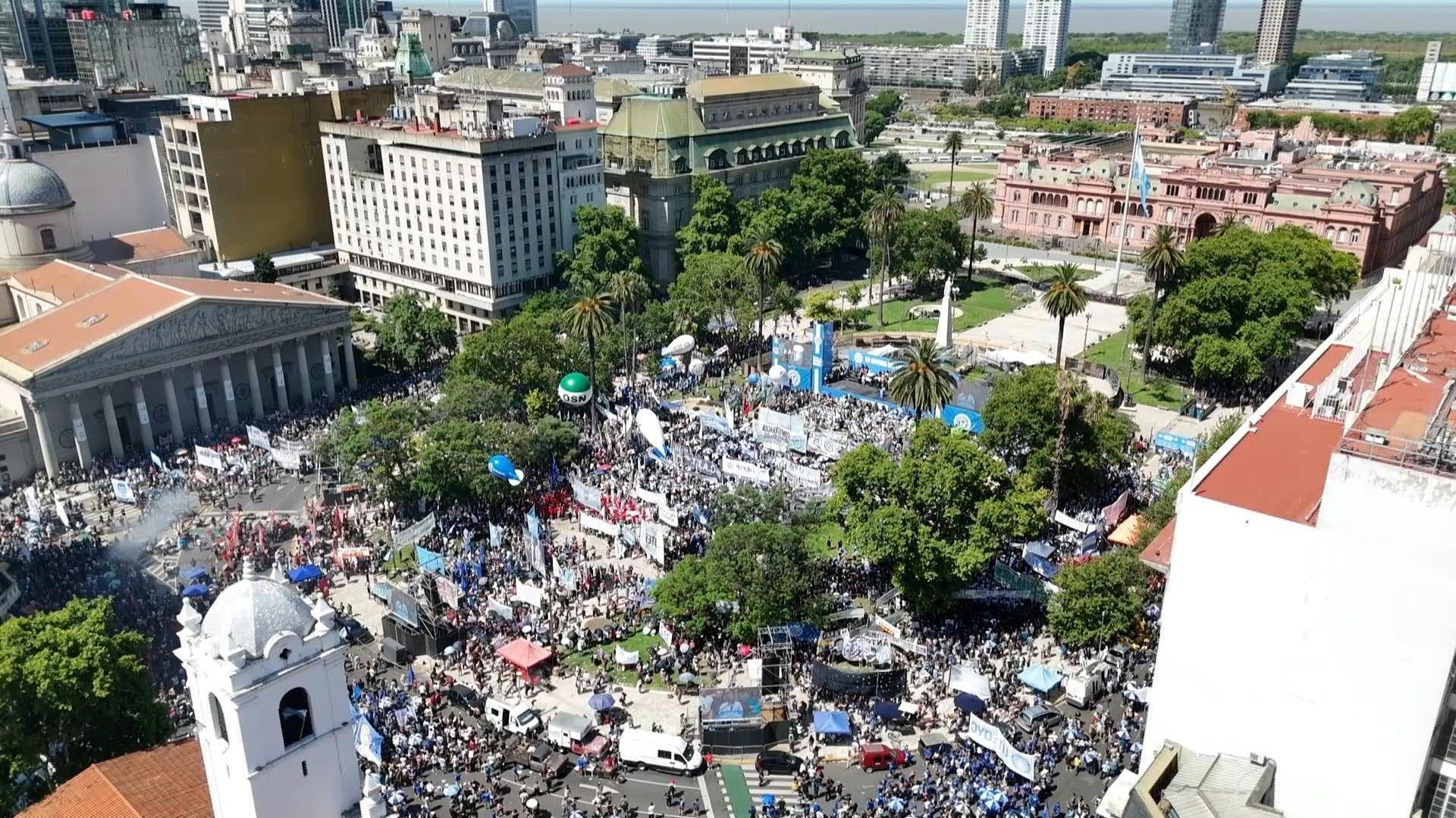 Video: Argentine unions in the street over Milei labor reforms
