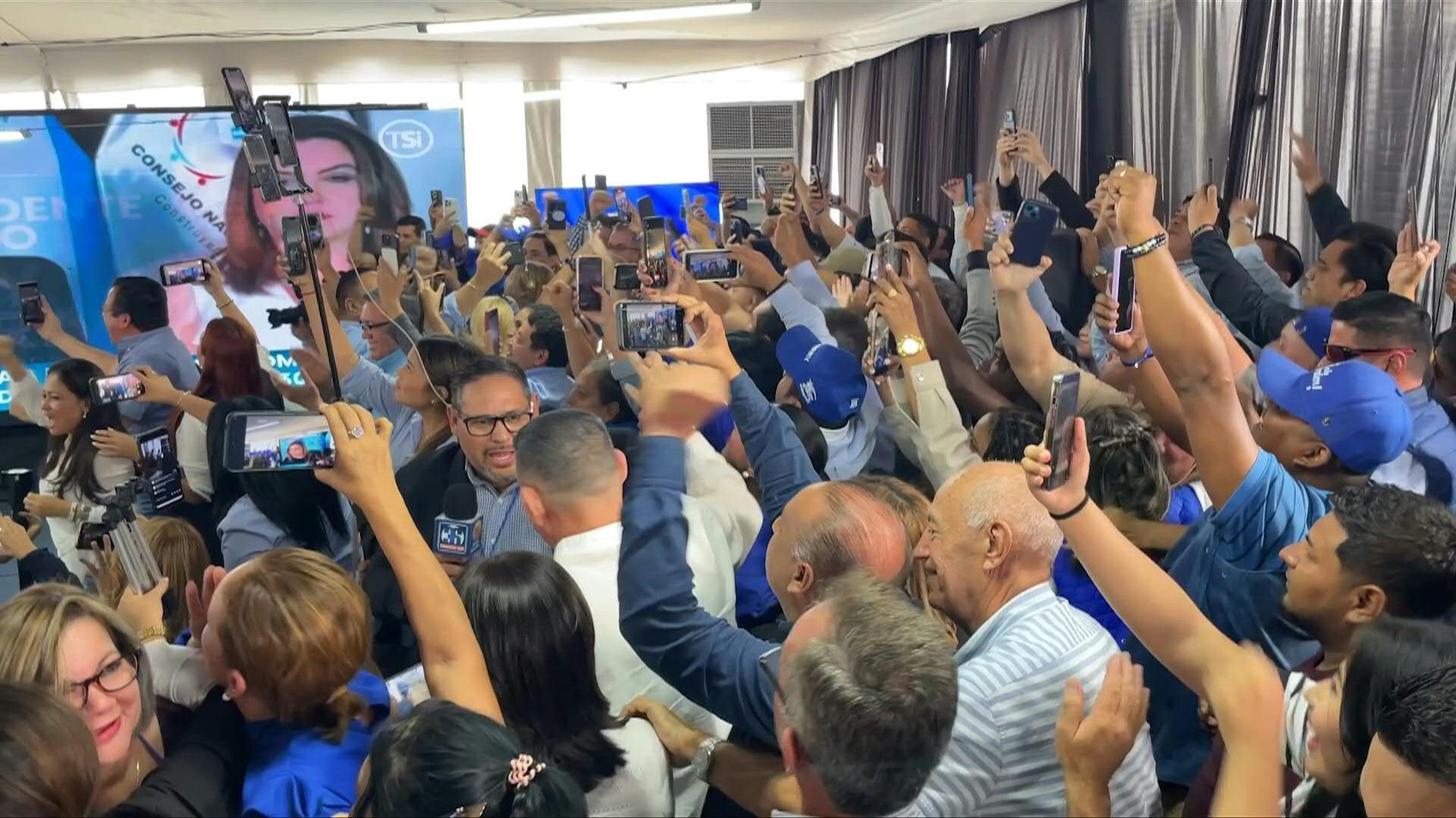 Celebrations-as-Trump-s-pick-Nasry-Asfura-is-named-Honduras-president