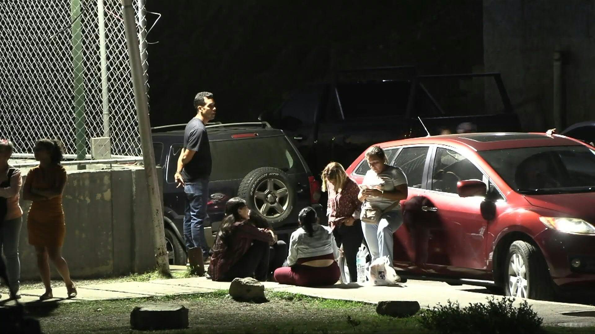 Relatives-outside-Rodeo-I-prision-in-Venezuela-wait-for-news-on-release-of-their-loved-ones