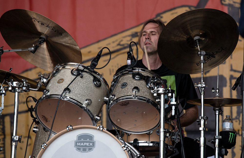 Schlagzeuger Josh Freese: Er enthüllt urkomische ‘Gründe’ für Foo Fighters-Rauswurf