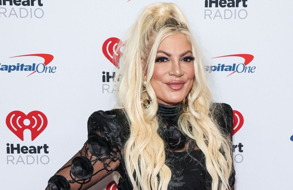 Tori Spelling's Son Urges Her to Sell Photos of Her Feet