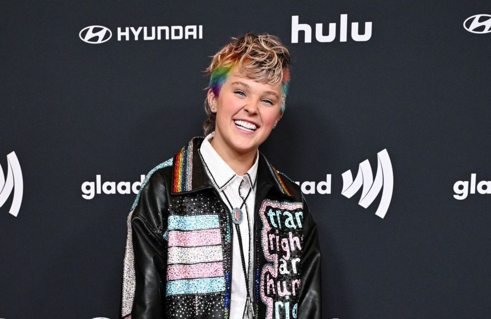 ‘Er ist mein absoluter Lieblingsmensch’: JoJo Siwa denkt über eine Ehe mit Chris Hughes nach