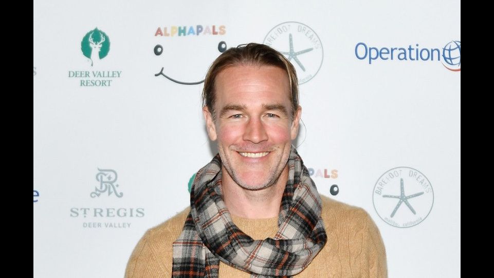 ‚Dawson’s Creek‘-Cast zoll James Van Der Beek Tribut