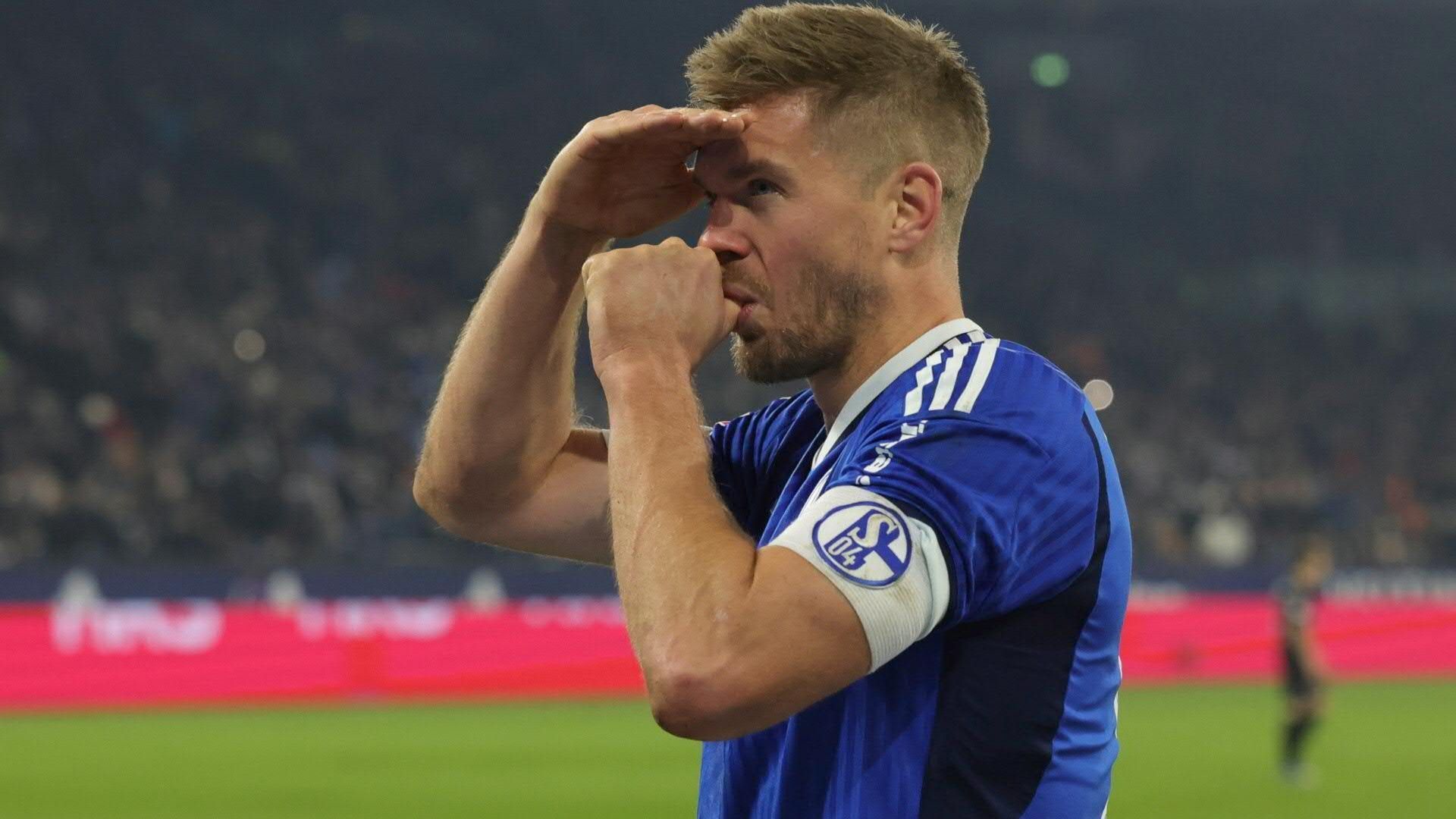 Schalke: Torjäger Terodde gibt Karriereende bekannt