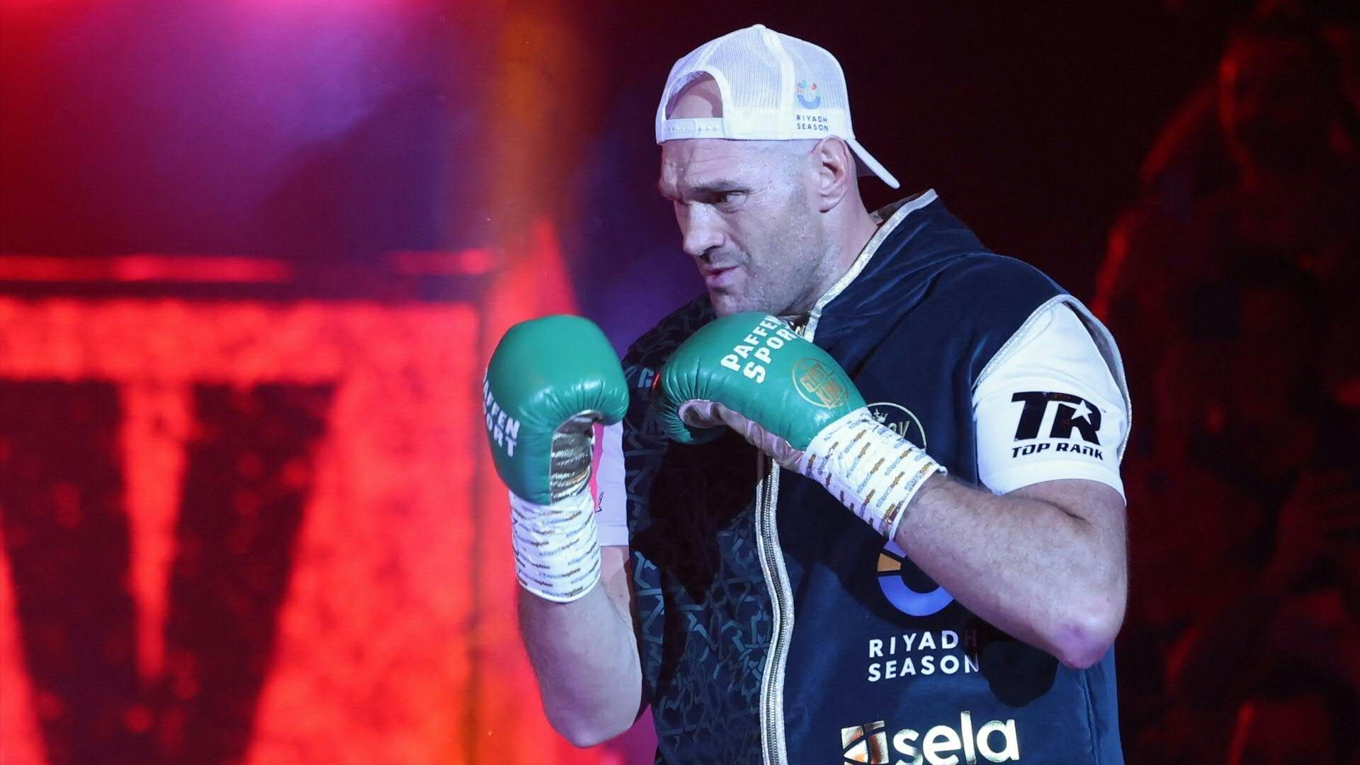 Video: Comeback steht: Fury fordert Machmudow