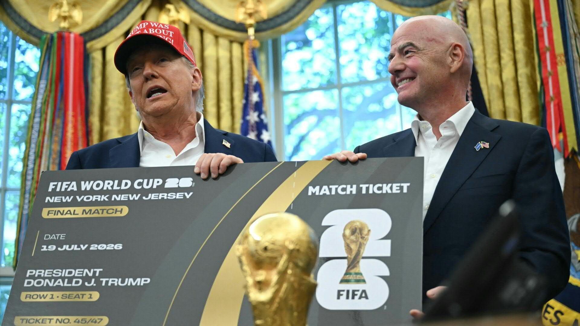 Video: Zu hohe WM-Ticketpreise: Fan-Organisation attackiert FIFA