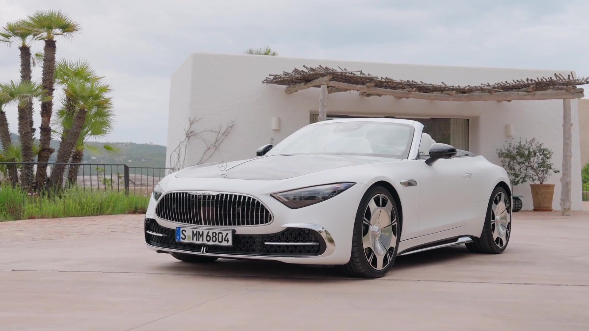 Mercedes-Maybach SL 680 Monogram Series White Ambience Diseño Avance