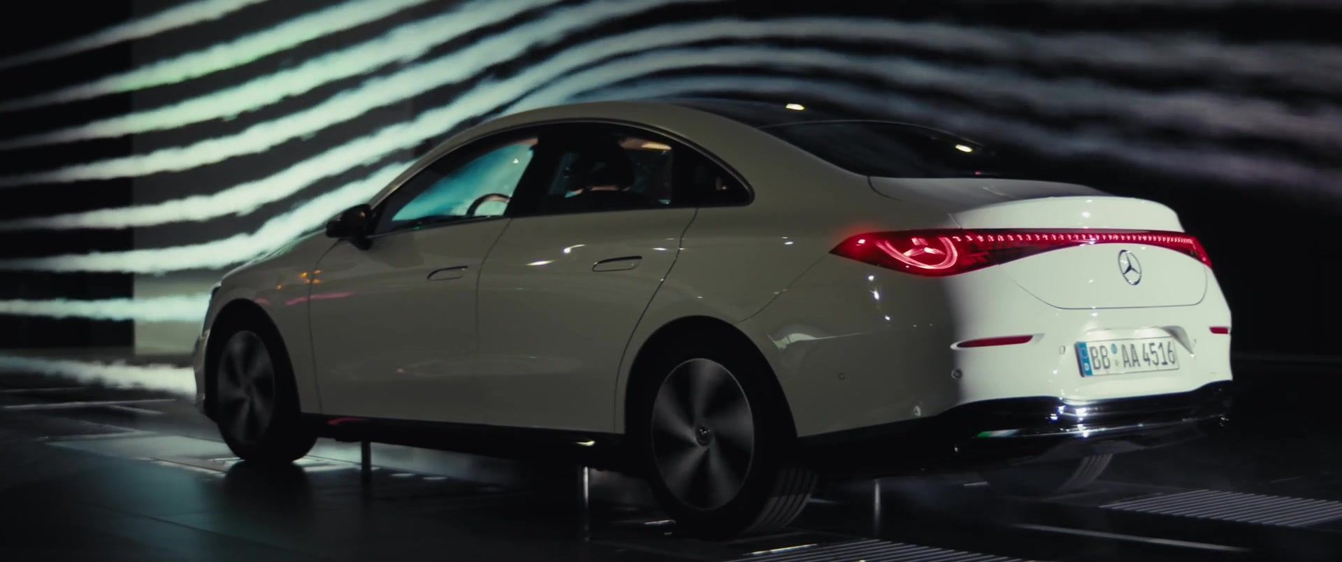 Aerodynamics Development at Mercedes-Benz - Wind tunnel