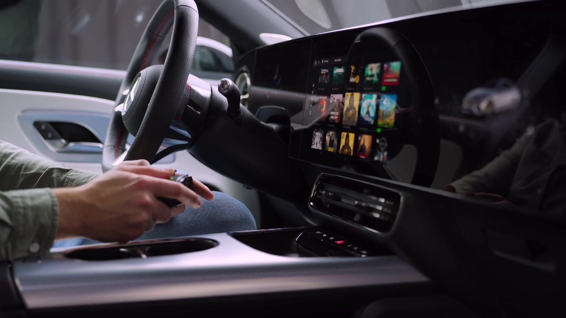 2025 Mercedes-Benz GLC 4th generation MBUX - Boosteroid Cloud-Gaming on Driver's Seat