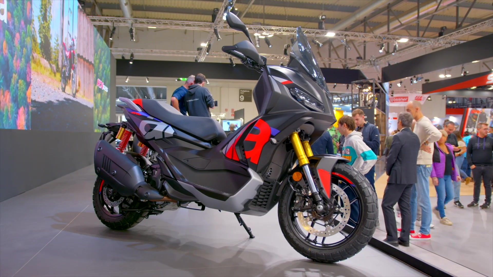 Aprilia SR GT 400 at EICMA 2025