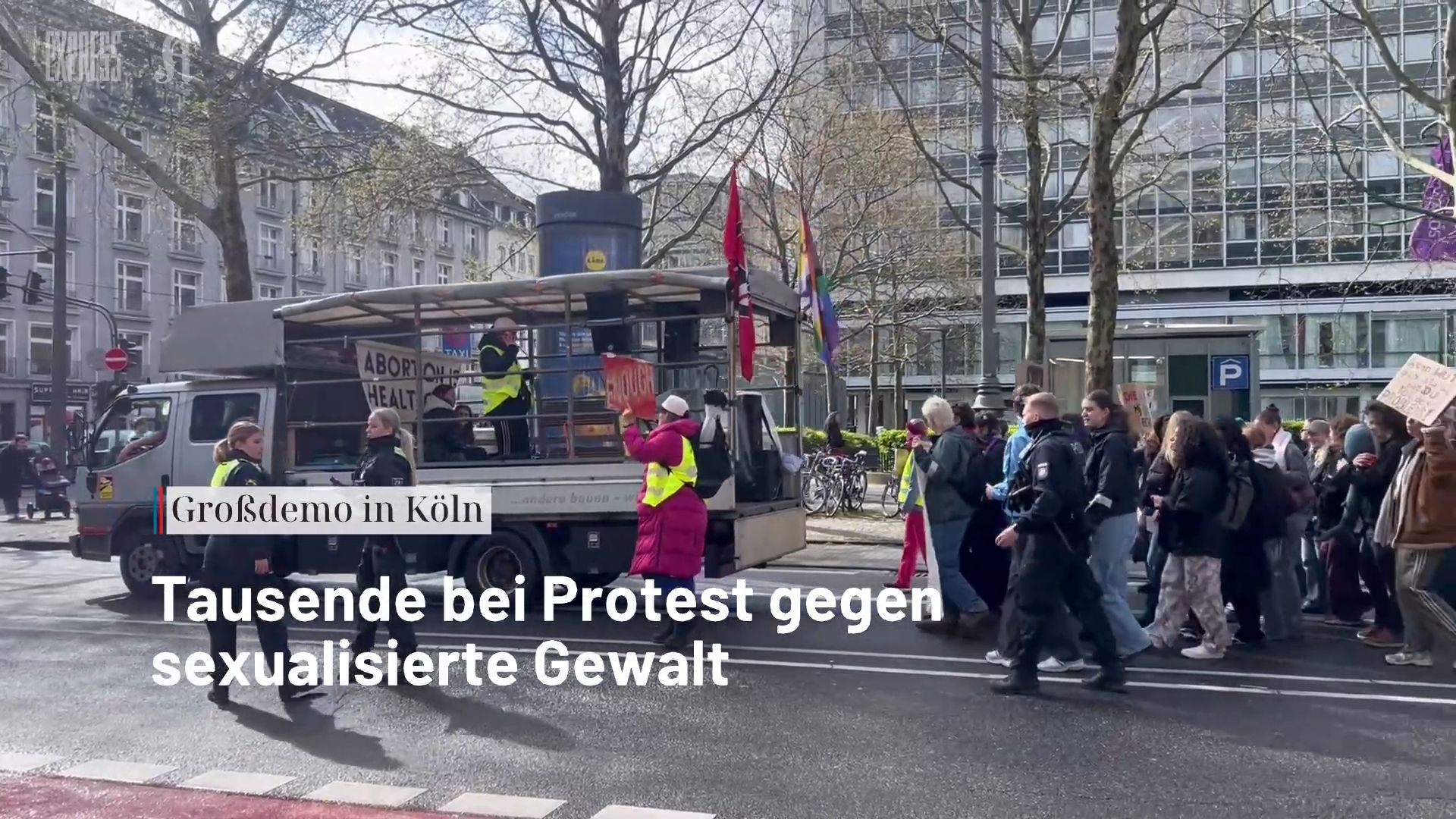 Video: Köln: Tausende demonstrieren gegen sexuelle Gewalt