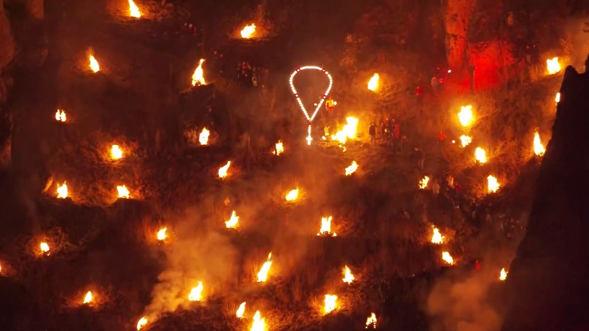 Lichterfest 2024 So schön waren die Flammen in Pottenstein
