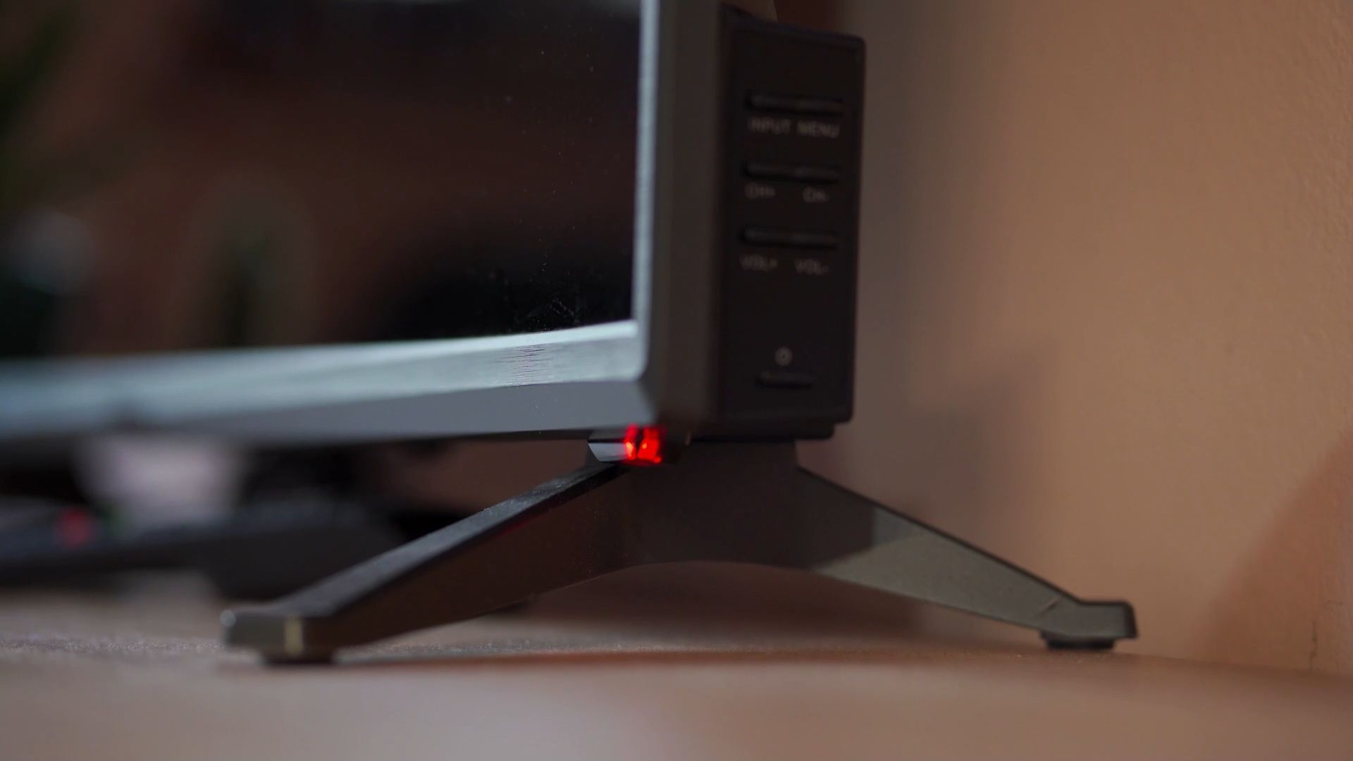 Hardly anyone uses this TV connection: 6 examples of what it's good for