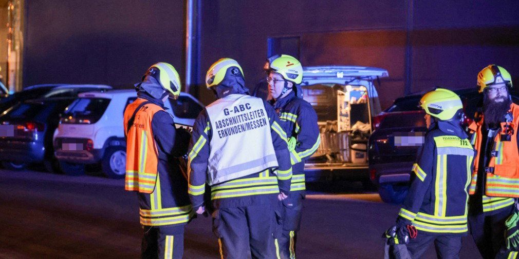 Video: Gas-Alarm im Lehnerzer Industriegebiet! Gefahrgut-Experten vor Ort