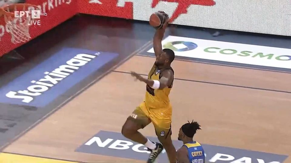 Φοβερός και τρομερός Γκρέι, πέτυχε double-double (VIDS)