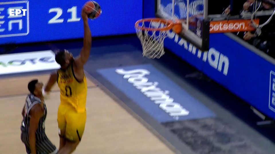 «Κάρφωσε» τον ΠΑΟΚ ο Γκρέι (VIDEO)