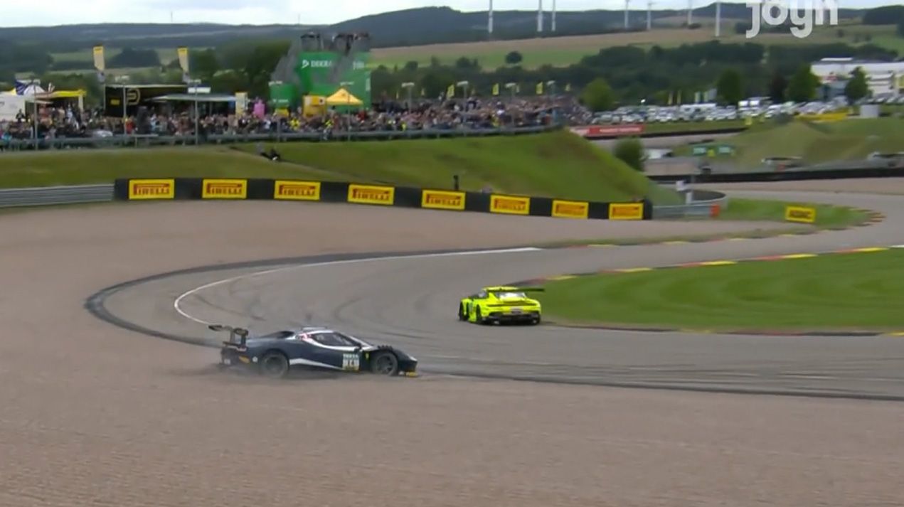 DTM – Highlights: Führender abgeschossen! Crash entscheidet chaotisches Rennen