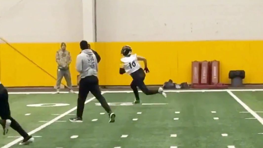 NFL: Mit 35 noch fit! Adam Thielen beim ersten Steelers-Training