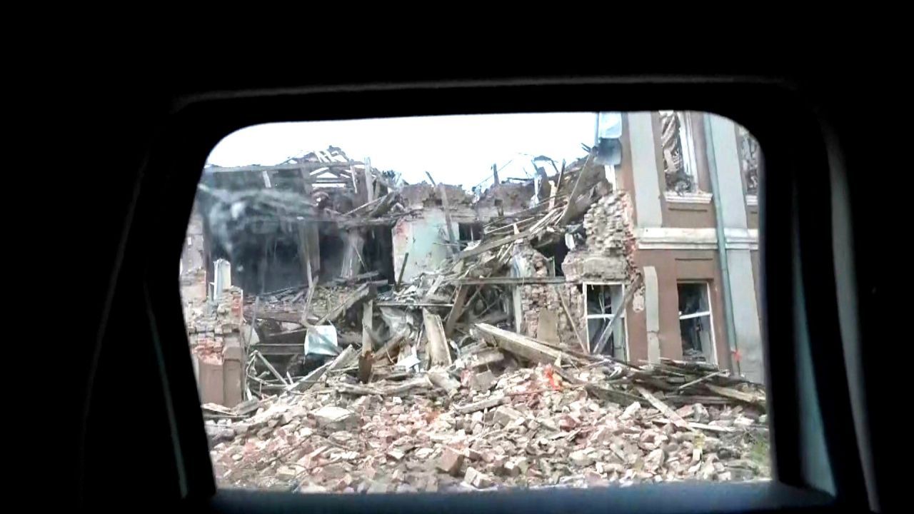 Überraschungsoffensive in Charkiw: Grenzort Wowtschansk evakuiert – Zwei Tote