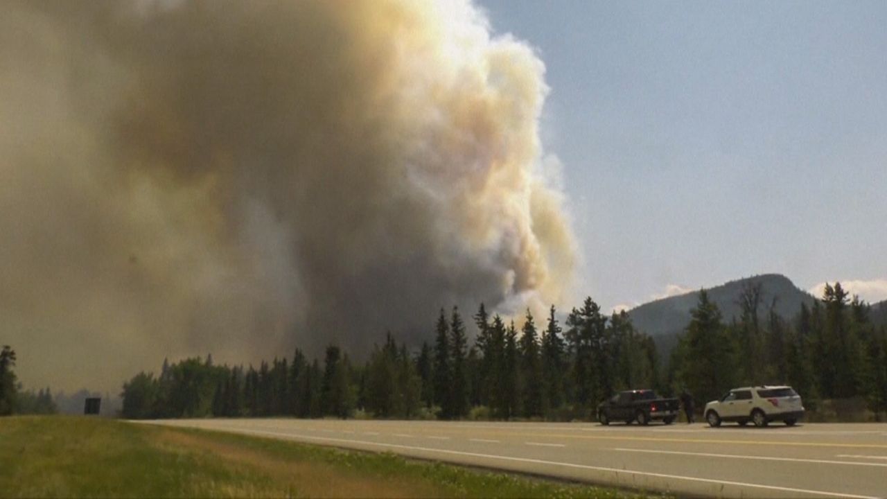 Waldbrandkatastrophe in Kanada: Urlaubsstadt Jasper großteils zerstört