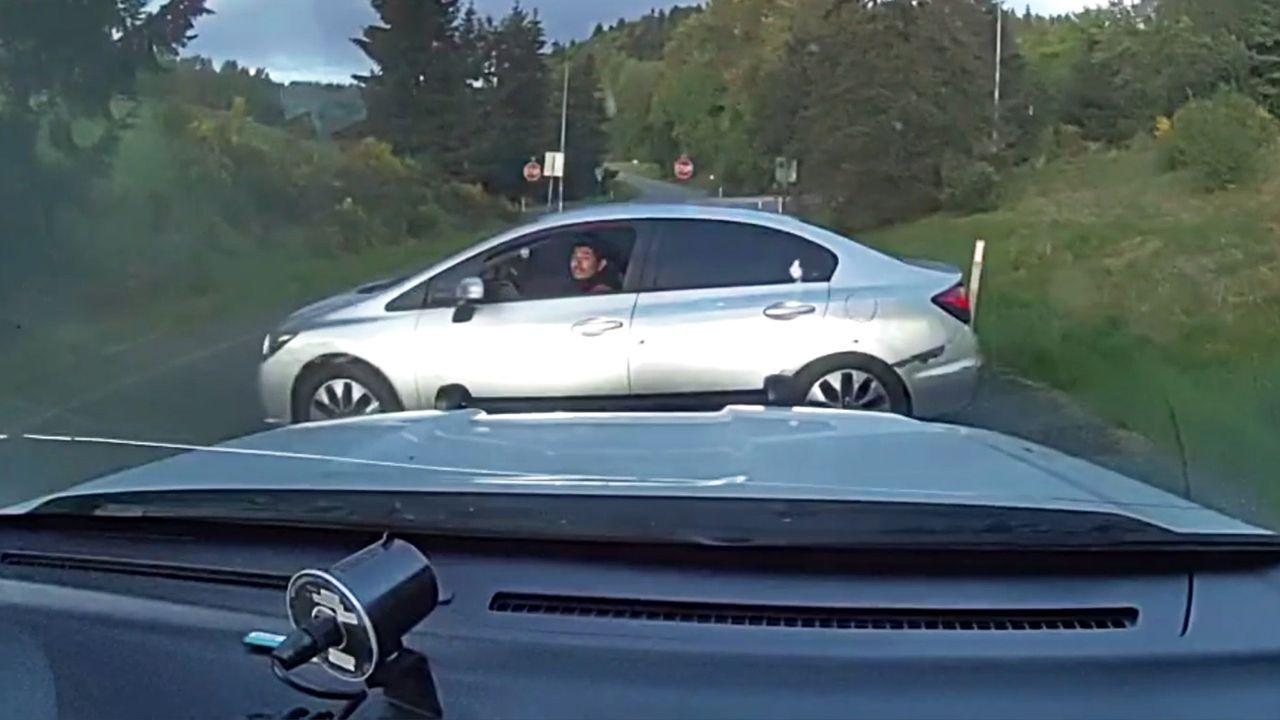 Zwei Brüder fliehen zusammen vor der Polizei – spektakuläre Verfolgungsjagd in Washington