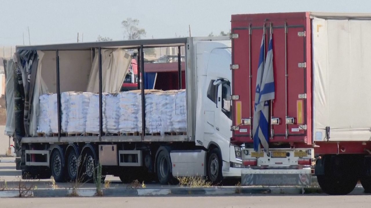 Nach drei Monaten Blockade: Erste Hilfsgüter erreichen Gazastreifen